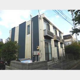 稲城駅より徒歩9分 築15年11ヶ月 2階建の賃貸物件