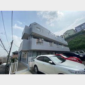 鶴見駅より徒歩12分 築34年 3階建の賃貸物件