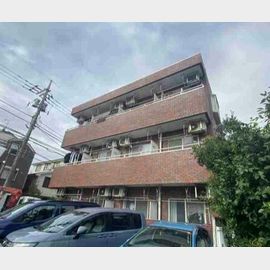 ＳＡＩＮＴ—ＡＭＯＵＲ 3階 築33年9ヶ月の賃貸物件