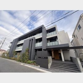 市が尾駅より徒歩10分 築1年4ヶ月 3階建の賃貸物件