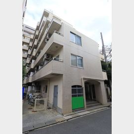 武蔵小杉駅より徒歩9分 1階 築39年1ヶ月の賃貸物件