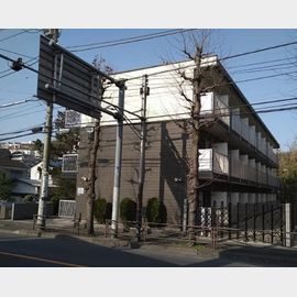 レオパレスホワイトヒルズ西生田の賃貸物件