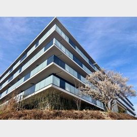 青葉台駅より徒歩10分 新築 5階建の賃貸物件