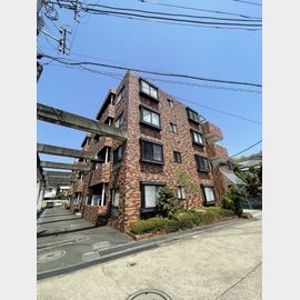 西谷駅よりバス7分 4階 築31年4ヶ月の賃貸物件