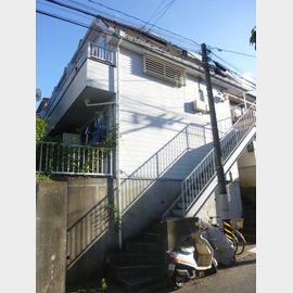 日吉駅より徒歩19分 2階 築35年8ヶ月の賃貸物件