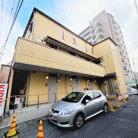 阪東橋駅より徒歩5分 1階 築18年2ヶ月の賃貸物件
