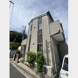 横浜市ブルーライン弘明寺駅よりバス10分 1階 築12年5ヶ月の賃貸物件
