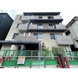 新丸子駅より徒歩8分 新築 4階建の賃貸物件