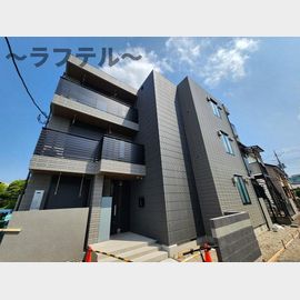 所沢駅より徒歩5分 築1年2ヶ月 3階建の賃貸物件