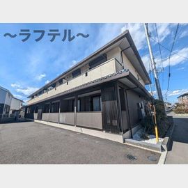 入間市駅より徒歩23分 築10年1ヶ月 3階建の賃貸物件