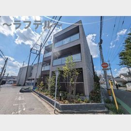 新所沢駅より徒歩4分 築2年6ヶ月 3階建の賃貸物件