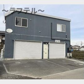 ガレージハウス三本桜Bの賃貸物件