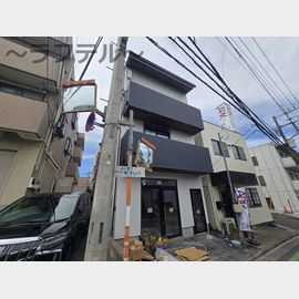 小手指駅より徒歩7分 新築 3階建の賃貸物件