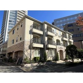 品川駅より徒歩7分 2階 築14年の賃貸物件