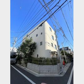 祐天寺駅より徒歩13分 築6年 4階建の賃貸物件