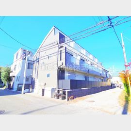 八坂駅より徒歩4分 築7年10ヶ月 2階建の賃貸物件