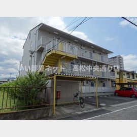 宇多津駅より徒歩15分 3階 築28年10ヶ月の賃貸物件