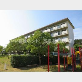 春日川駅より徒歩18分 3階 築48年の賃貸物件