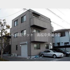 ファミール2002 3階 築23年8ヶ月の賃貸物件