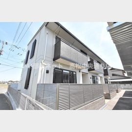 伏石駅より徒歩16分 築6年4ヶ月 2階建の賃貸物件