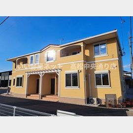 志度駅より徒歩17分 築1年11ヶ月 2階建の賃貸物件