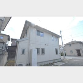 端岡駅より徒歩26分 築13年3ヶ月 2階建の賃貸物件