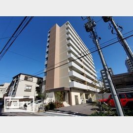 高松駅より徒歩9分 築7年9ヶ月 10階建の賃貸物件