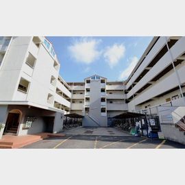 志度駅より徒歩23分 築30年10ヶ月 4階建の賃貸物件