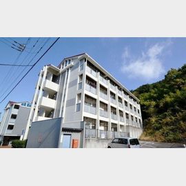 志度駅より徒歩23分 築30年10ヶ月 4階建の賃貸物件