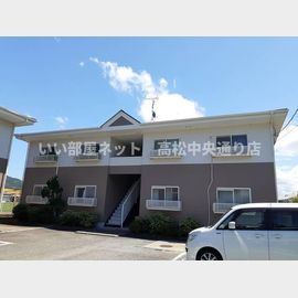 国分駅より徒歩17分 築32年2ヶ月 2階建の賃貸物件