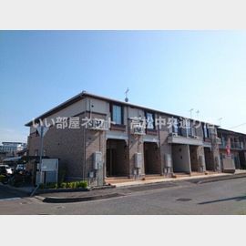 坂出駅より徒歩17分 築11年4ヶ月 2階建の賃貸物件