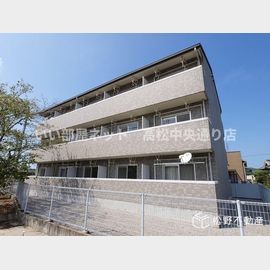 長尾駅より徒歩8分 築25年8ヶ月 3階建の賃貸物件