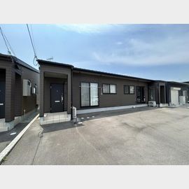 鴨川駅より徒歩25分 築5年4ヶ月 1階建の賃貸物件