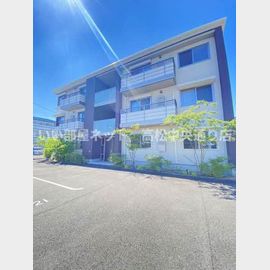 水田駅より徒歩7分 築8年6ヶ月 3階建の賃貸物件