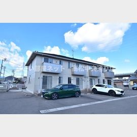 伏石駅より徒歩17分 築11年7ヶ月 2階建の賃貸物件