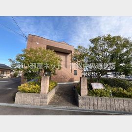 空港通り駅より徒歩7分 1階 築19年2ヶ月の賃貸物件