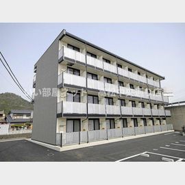 三条駅より徒歩17分 3階 築16年10ヶ月の賃貸物件