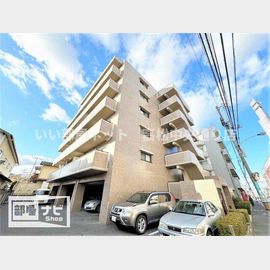 三条駅より徒歩6分 4階 築30年8ヶ月の賃貸物件