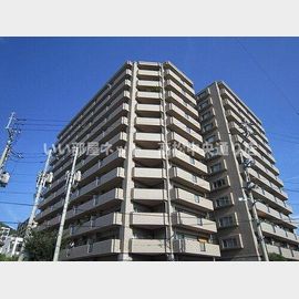 栗林公園駅より徒歩6分 8階 築26年の賃貸物件