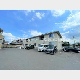 伏石駅より徒歩31分 1階 築15年4ヶ月の賃貸物件