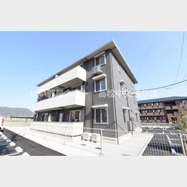 伏石駅より徒歩17分 2階 築4年10ヶ月の賃貸物件