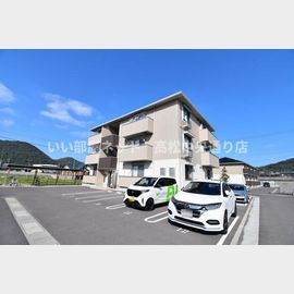 ユニヴェールIIA棟 3階 築3年11ヶ月の賃貸物件