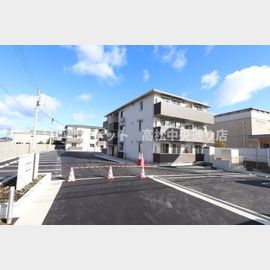 円座駅より徒歩16分 1階 築4年の賃貸物件