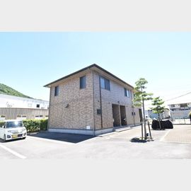 宇多津駅より徒歩3分 1階 築23年の賃貸物件