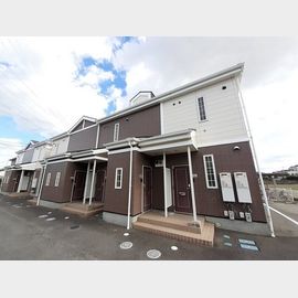 丸亀駅よりバス8分 2階 築27年2ヶ月の賃貸物件