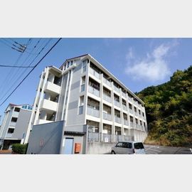 志度駅より徒歩23分 3階 築31年2ヶ月の賃貸物件