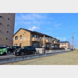 元山駅より徒歩25分 1階 築8年7ヶ月の賃貸物件