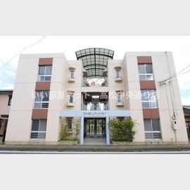 平木駅より徒歩13分 築35年7ヶ月 3階建の賃貸物件