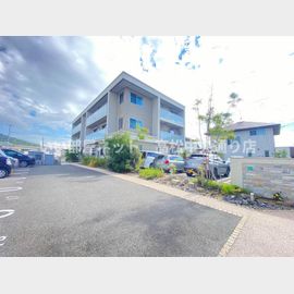 坂出駅より徒歩37分 3階 築8年1ヶ月の賃貸物件