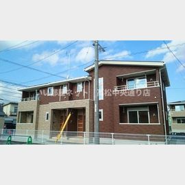 伏石駅より徒歩18分 築8年4ヶ月 2階建の賃貸物件